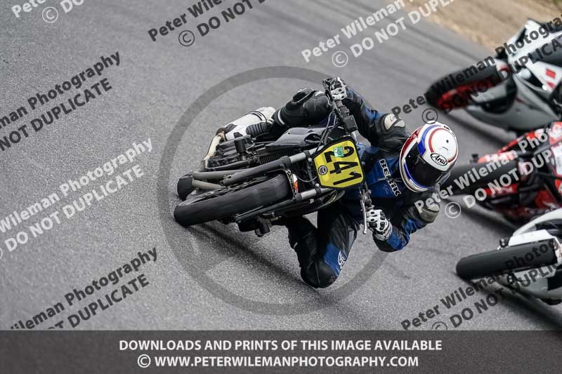 enduro digital images;event digital images;eventdigitalimages;lydden hill;lydden no limits trackday;lydden photographs;lydden trackday photographs;no limits trackdays;peter wileman photography;racing digital images;trackday digital images;trackday photos